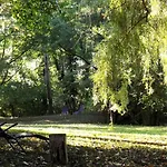 Domaine Pastel Bed & Breakfast Besson