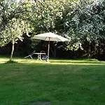 Bed & Breakfast Domaine Pastel Besson