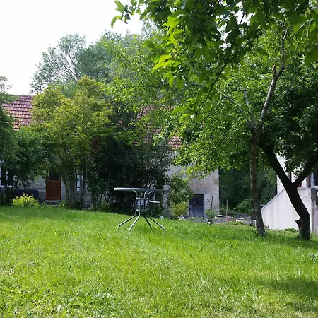 Domaine Pastel 3* Besson