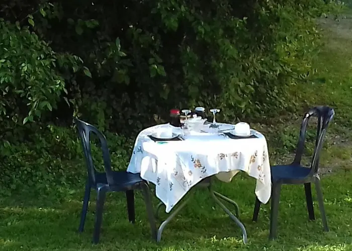 Bed & Breakfast Domaine Pastel Besson